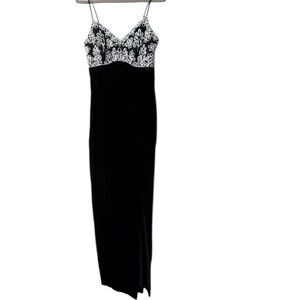 Vintage Gunne Sax Jessica McClintock 90s Black Velvet Embroidered Dress Size 7/8
